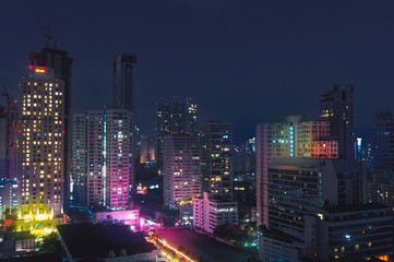 Plakat city at night
