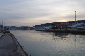 Fototapeta na wymiar Porto di Pesaro