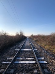 Fototapeta na wymiar Voie de chemin de fer
