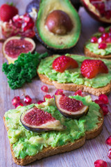 avocado and red fruit toasts from the vegan or vegetarian diet