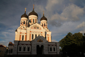 Fototapeta na wymiar Alexander Nevsky Cathedral in Tallinn center