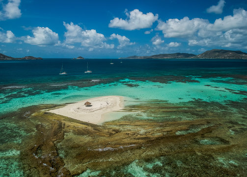 Vue a&eacute;rienne des Grenadines.