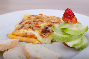 chopped vegetables and fruits omellete