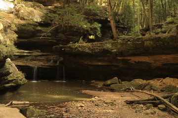 hiking in Ohio in autumn