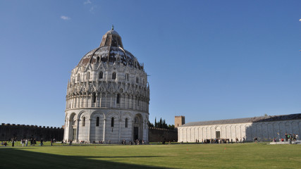 Obraz premium ピサの洗礼堂