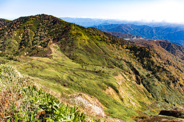 苗場山