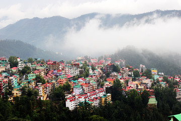 Obraz premium Beautiful valley in mountain range. 