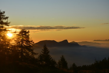 Nebbie mattutine nella valle