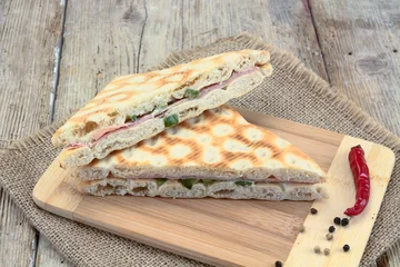 Keuken spatwand met foto ham club sandwich with swedish bread © ALF photo
