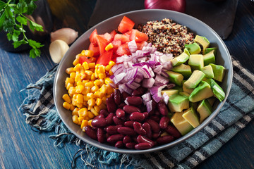 Mexican salad with quinoa and vegetables