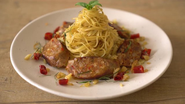 Stir-Fried Spaghetti with Sai Aua (Notrhern Thai Spicy Sausage)