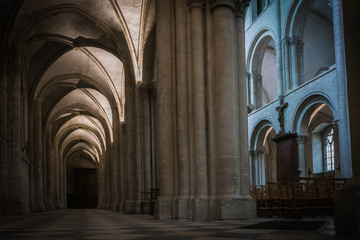 Architecture and grandeur of Cathedrals and Temples in France