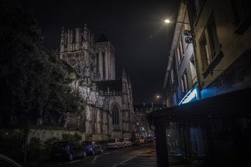 Obraz premium The night streets of the French city of Caen