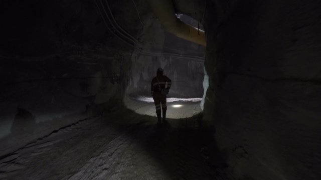 Underground Mining 