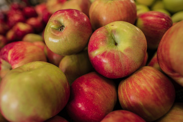 Many Apples at a Farmer's Market