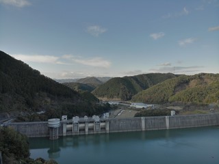 Fototapeta na wymiar Dam in the mountains
