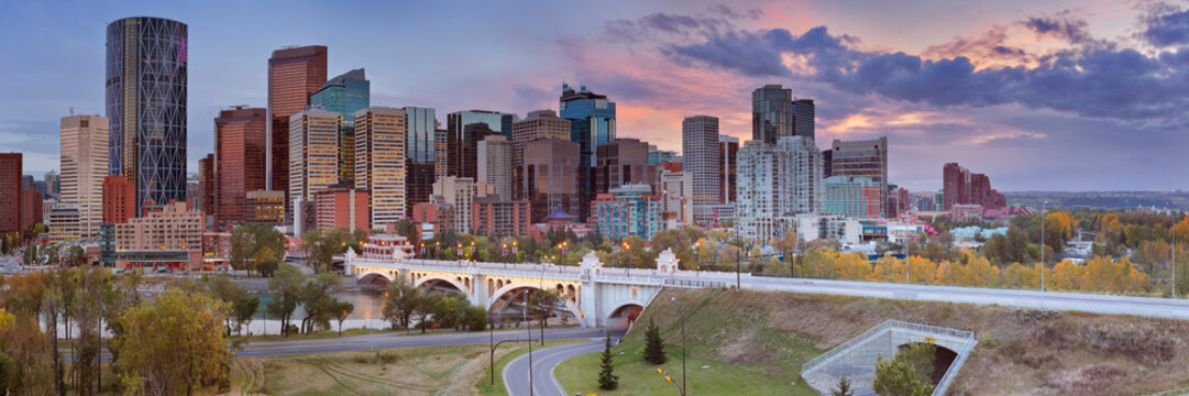 Skyline of Calgary, Alberta, Canada at sunset
