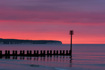Obraz premium Red Dawn over Flamborough Head