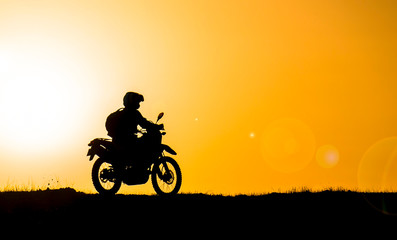 Fototapeta na wymiar happiness of traveling by motorcycle, discovery and seeing new places