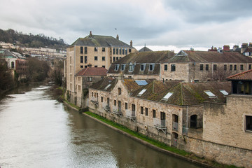 Obraz premium View on Avon river, Bath, United Kingdom.