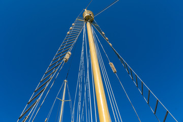 from a sailing ship you can watch the beautiful blue sea in Australia