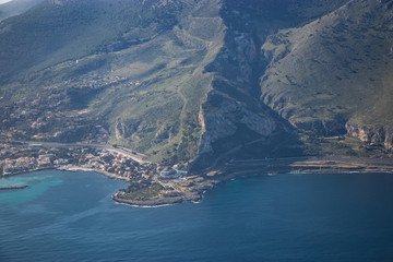 Obraz premium Veduta aerea della costa siciliana