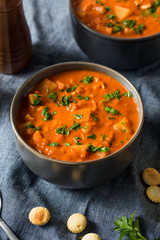 Homemade Red Tomato Manhattan Clam Chowder