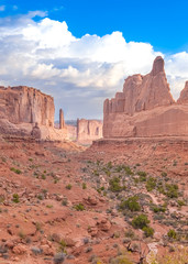 Fototapeta premium Park Avenue Hiking Trail, Arches National Park, adjacent to the Colorado River, Moab, Utah, USA