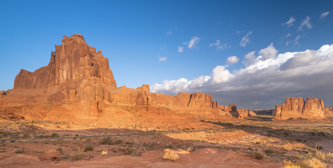 Park Avenue Hiking Trail, Arches National Park, adjacent to the Colorado River, Moab, Utah, USA