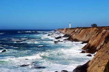 Obraz premium lighthouse on coast