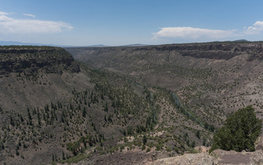 Fototapeta na wymiar La Junta Overlook, in northern New Mexico.