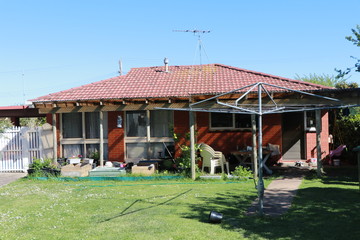 Fototapeta na wymiar Australian house