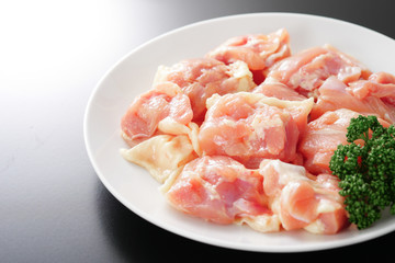 鶏肉　もも　角切り