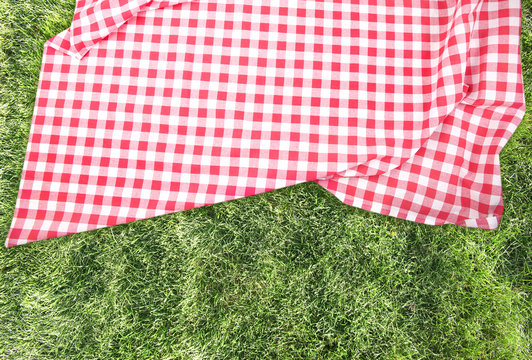 Download 31 956 Best Picnic Blanket Background Images Stock Photos Vectors Adobe Stock
