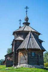 Fototapeta na wymiar Wooden architecture of Russia
