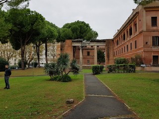 Ruderi in zona San Giovanni Roma