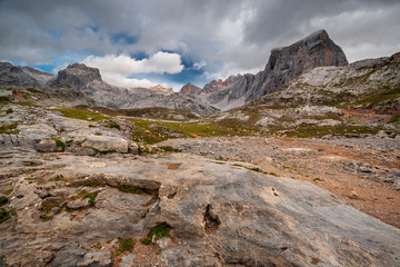 Riscos en los Picos de Europa. Cantabria. España. Europa.