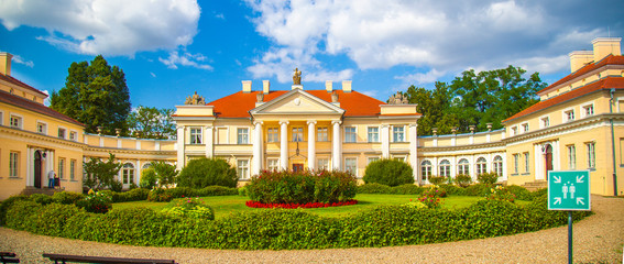Fototapeta Pałac w Śmiełowie - Muzeum Adama Mickiewicza obraz