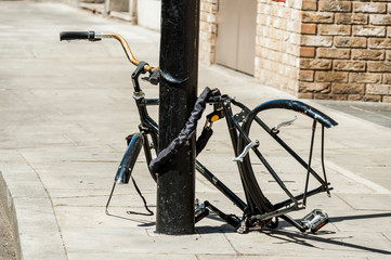 An abandoned bike on the street