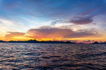 Fototapeta premium Beautiful sunset in El Nido, Palawan, Philippines. Holiday and vacation.