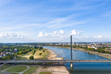 Fototapeta premium Rheinufer in Düsseldorf - Germany