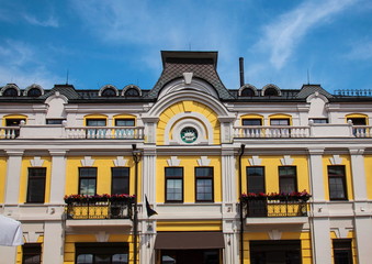 Fototapeta na wymiar Old building in Kiev