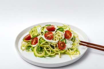 Zucchini noodles with vegetables