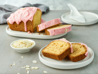 sliced sweet bread