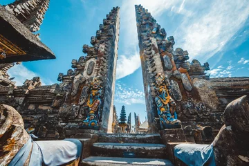 Papier Peint photo Lavable Bali Une belle vue sur le temple d& 39 Ulun Danu Batur à Bali, Indonésie