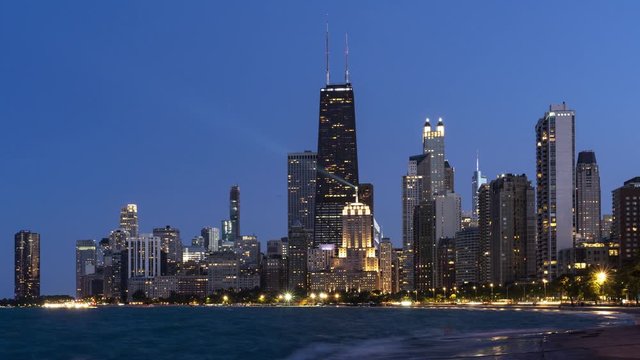 Chicago Cityscape - Lake Shore Dr in Summer - Time Lapse