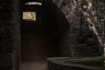 Fototapeta na wymiar Ruins of An impressive construction from XVIII century, tunnels, vaults, bridges, dungeons, mills, ovens. at the Hacienda of Santa Maria Regla in Huasca Mexican Town