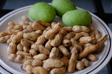 baked beans in a bowl