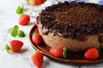 Chocolate cake with strawberries