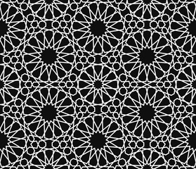 Monochrome islamic geometric ornament. Moroccan seamless pattern